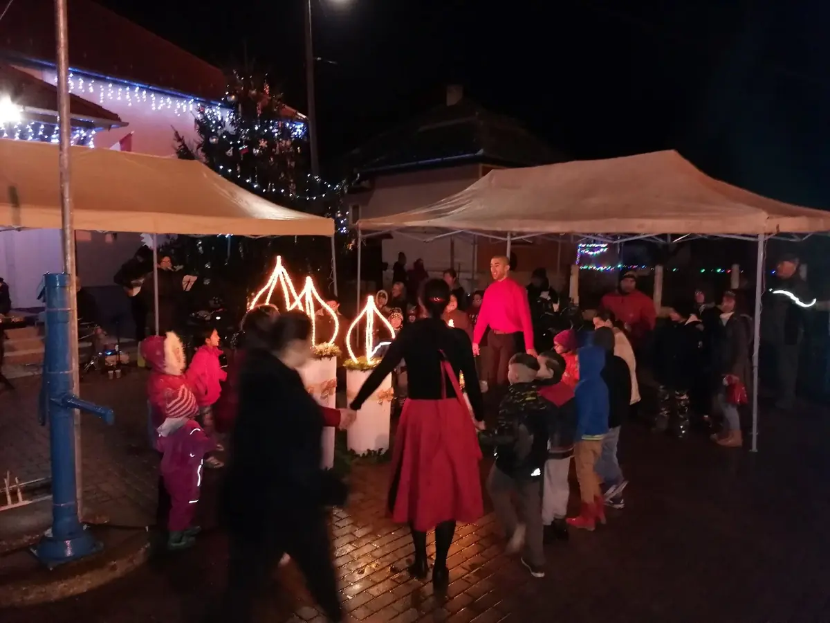 Adventi gyertyagyújtás — Hejőpapi, Hejőpapi