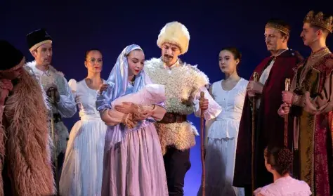 Angyalok szárnyán - A Duna Művészegyüttes adventi műsora — Várkert Bazár, Budapest