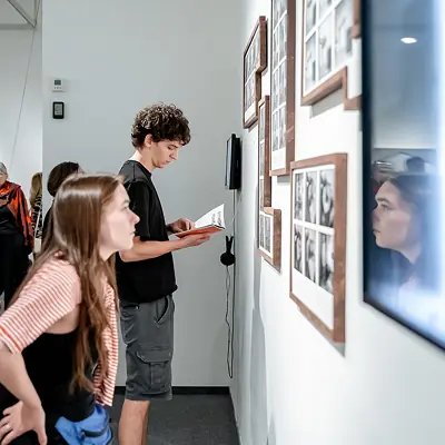 Tárlatvezetés a MOME Photography MA Diploma Exhibition 2026 kiállításon · Robert Capa Kortárs Fotográfiai Központ, Budapest
