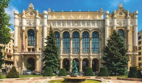 Historic walk tour at the birthplace of Budapest — Pesti Vigadó, Pesti Vigadó - Díszterem, Budapest