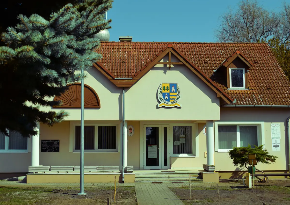 Ebzárlat és legeltetési tilalom! — Móricgát, Móricgát