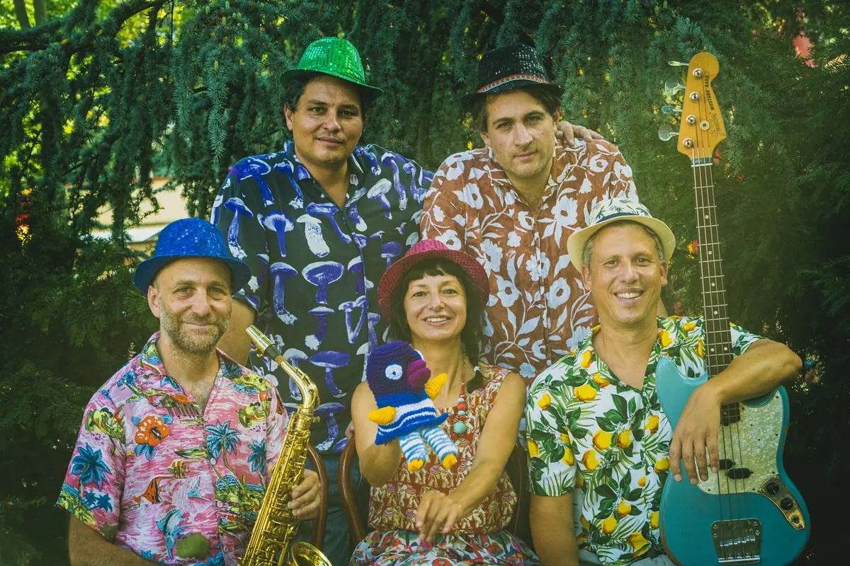 RUTKAI BORI BANDA CSALÁDI KÓRUS — Marczi, Budapest