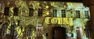 Turizmus Világnapja | Amit a fényfestés mesél - Városunk története röviden
