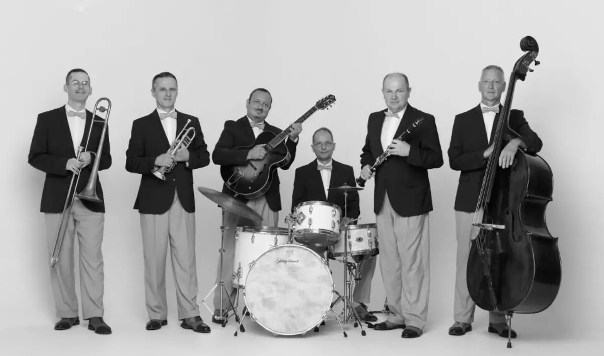 Hot Jazz Band előszilveszteri koncert · Mom Kulturális Központ, Budapest