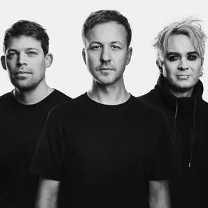 Dirty Loops · GES Club, Miskolc