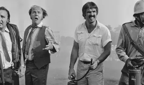 Tímár Péter: Egészséges erotika (1986) - Csak akkor fáj, ha nevetek / MÜPA FILMKLUB · Müpa, Budapest