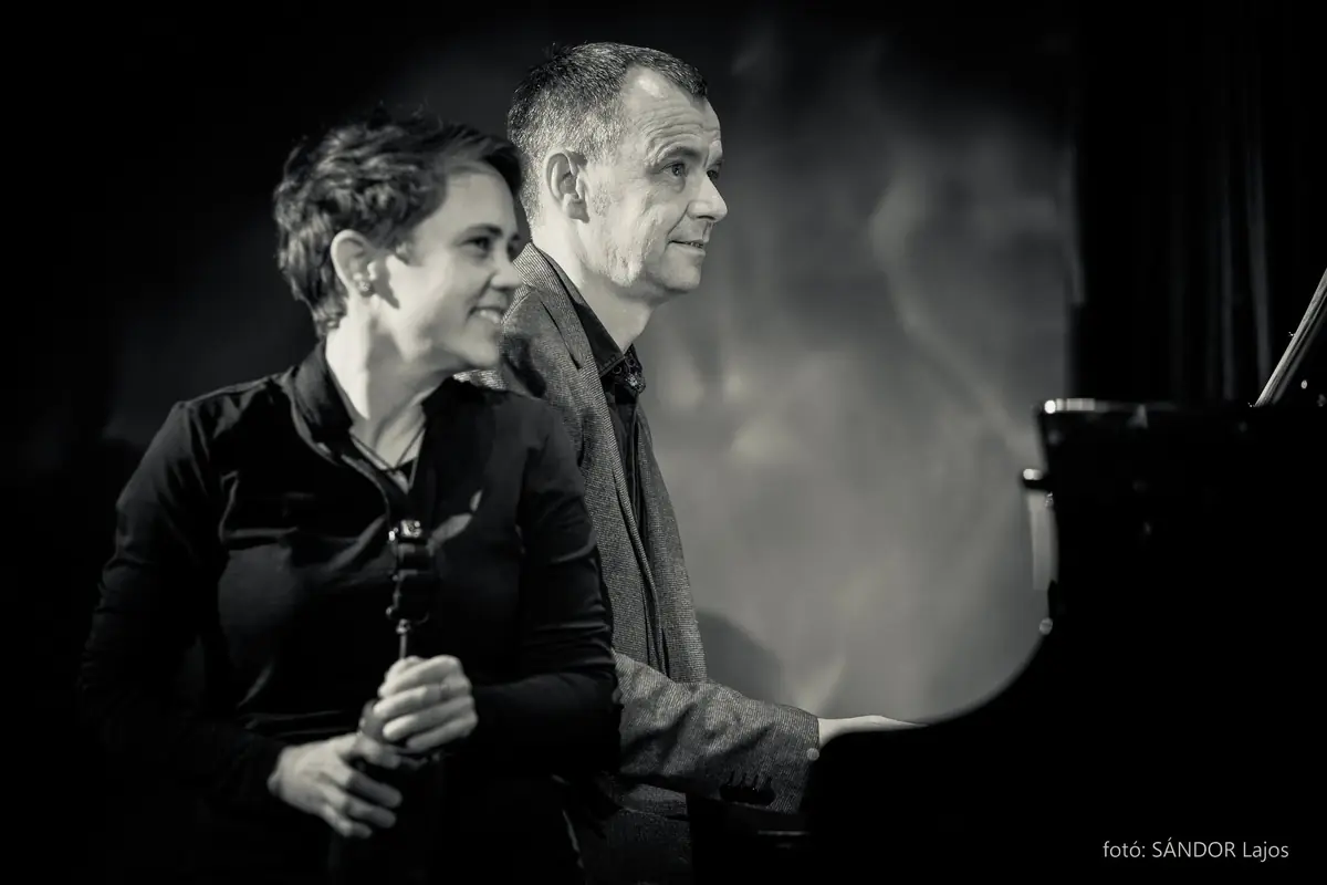 Borbély Műhely jazzklub feat. Strausz Eszter & Vörös László // Barlang · Barlang, Szentendre