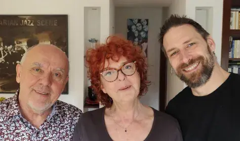 A bérszívó szúnyog - kétrészes felolvasószínház - Hernádi Judit, Bezerédi Zoltán, Makranczi Zalán — KMO Művelődési Központ és Könyvtár, Budapest