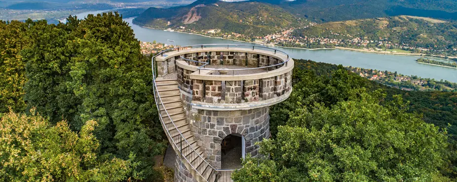 Fel a Hegyes-tetőre! - Fel a Hegyes-tetőre! — Hegyestetői út, Nagymaros