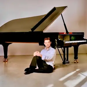 Dejan Lazić