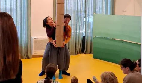 A doboz — Ciróka Bábszínház, Kecskemét