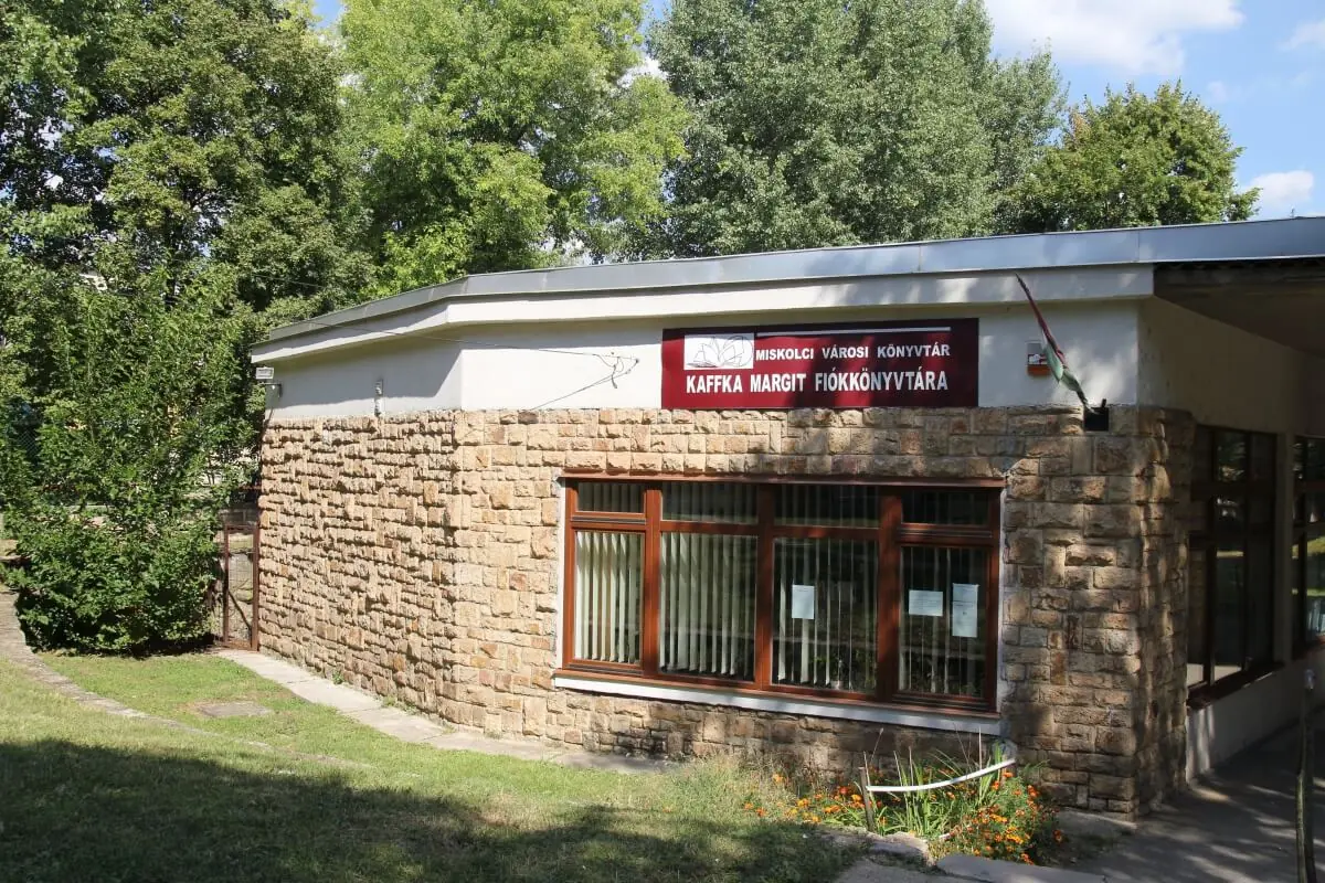 Jól(l)ét beszélgetőkör — Kaffka Margit Könyvtár, Miskolc