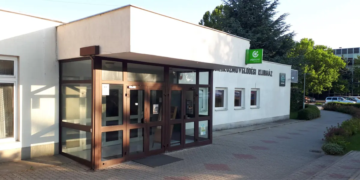 KÖFÉM Művelődési Ház