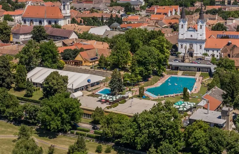 Vác Városi Uszoda És Strandfürdő