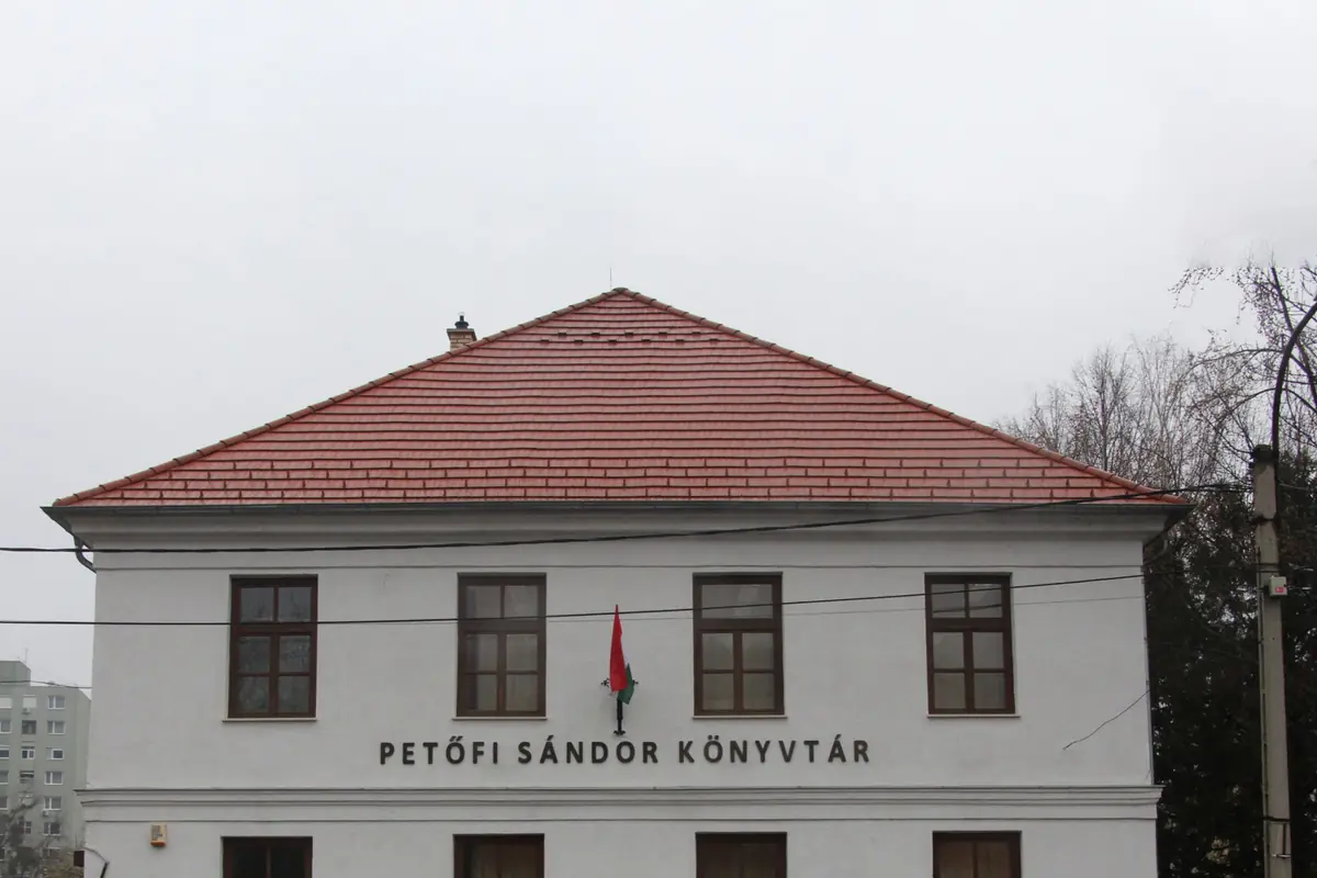 Petőfi Sándor Könyvtár