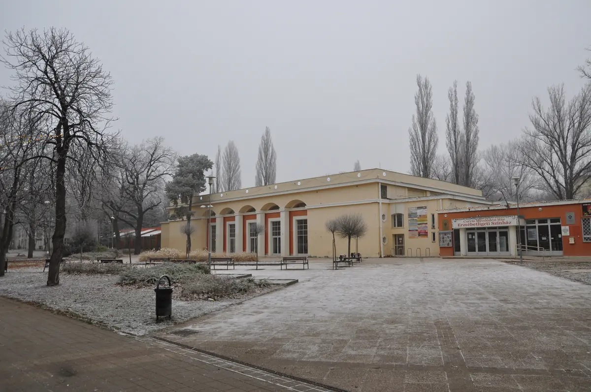 Erzsébetliget Színház